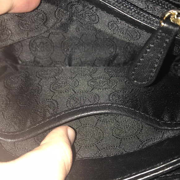 Michael Kors Sloan Quilted-Leather Shoulder Bag - Picture 5 of 5